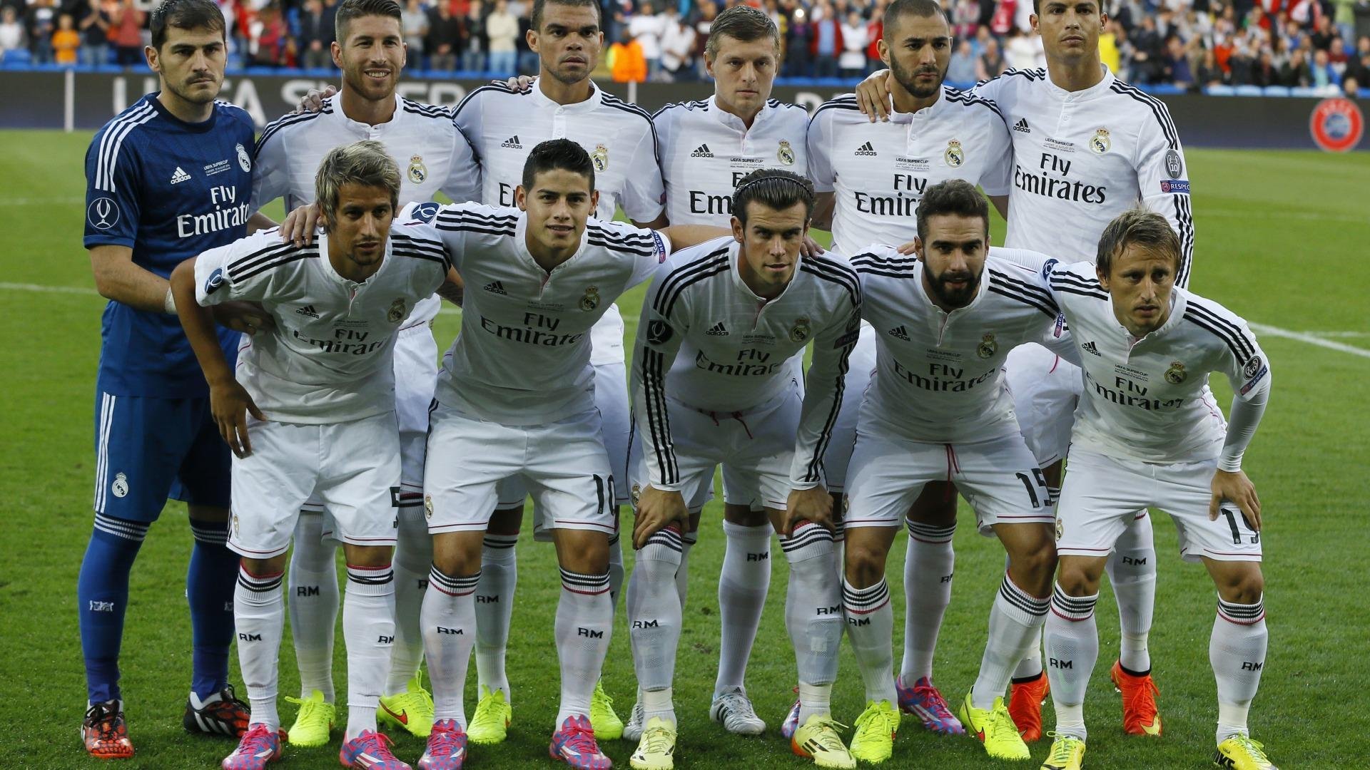 “武汉马拉松:跑者们用脚步诠释极限精神”