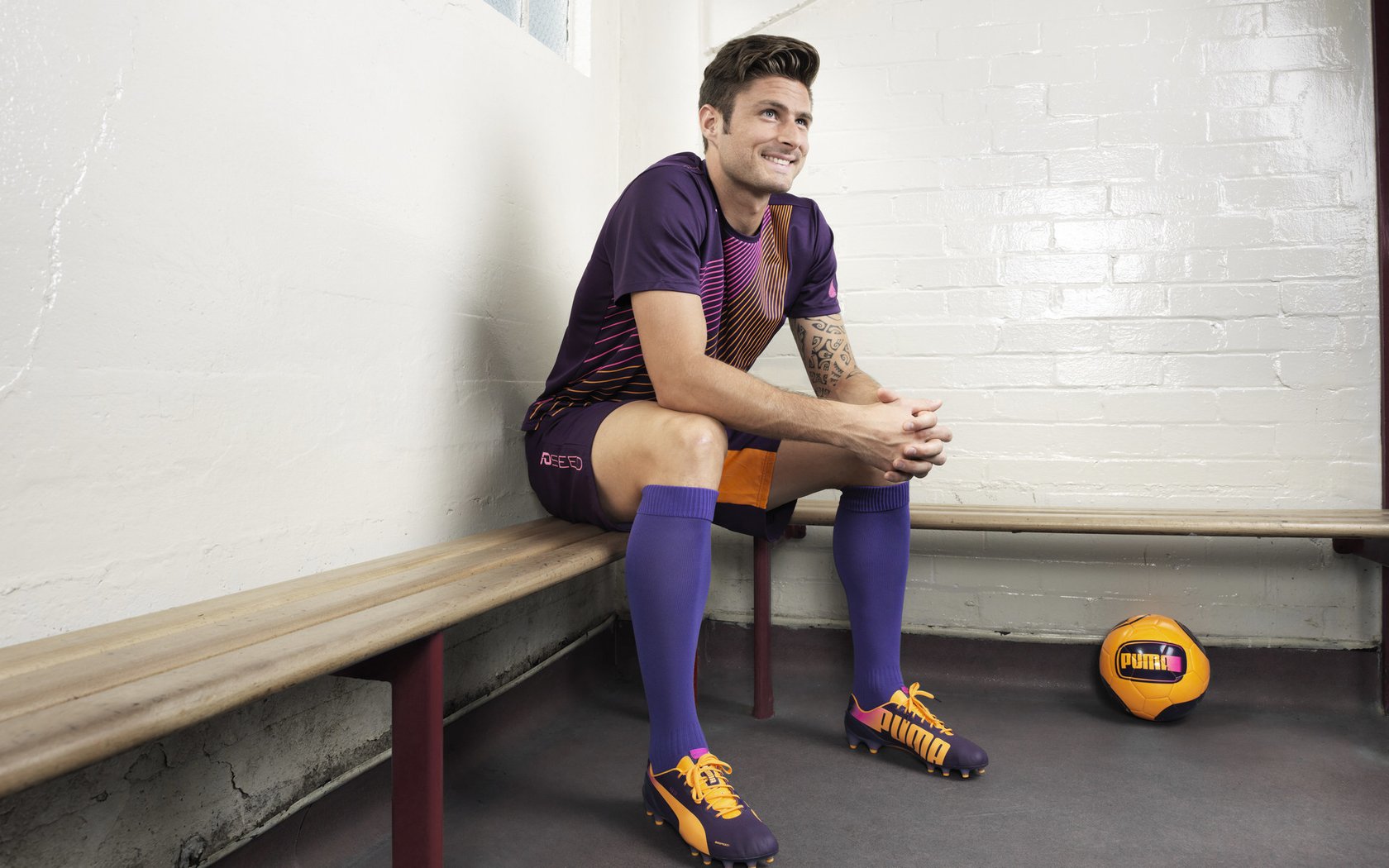 球员转会窗口闭合,多宗大牌交易尘埃落定,真实的球员转会消息一般不会来自哪里