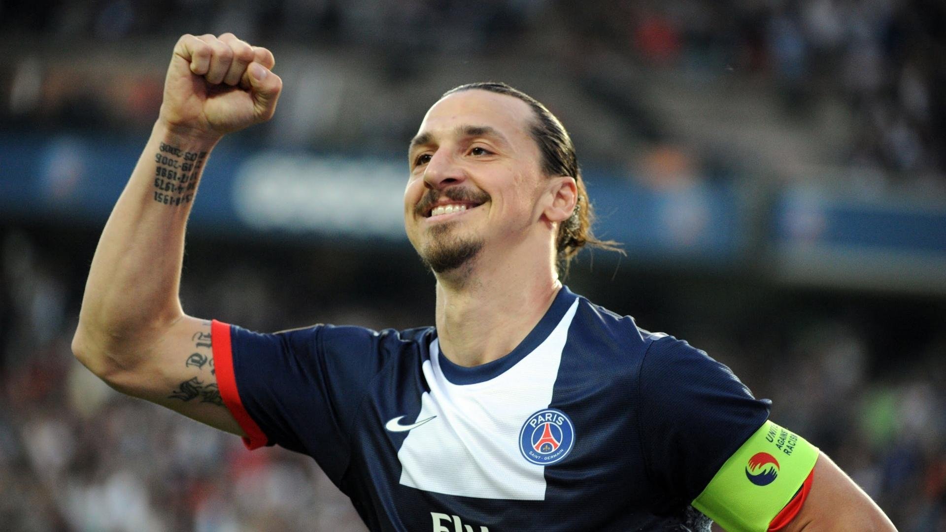 双豪门挖角失败，枪手天才不为所动！，双豪门联姻